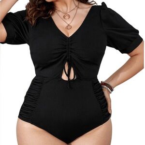 Solid black short sleeves swimsuit